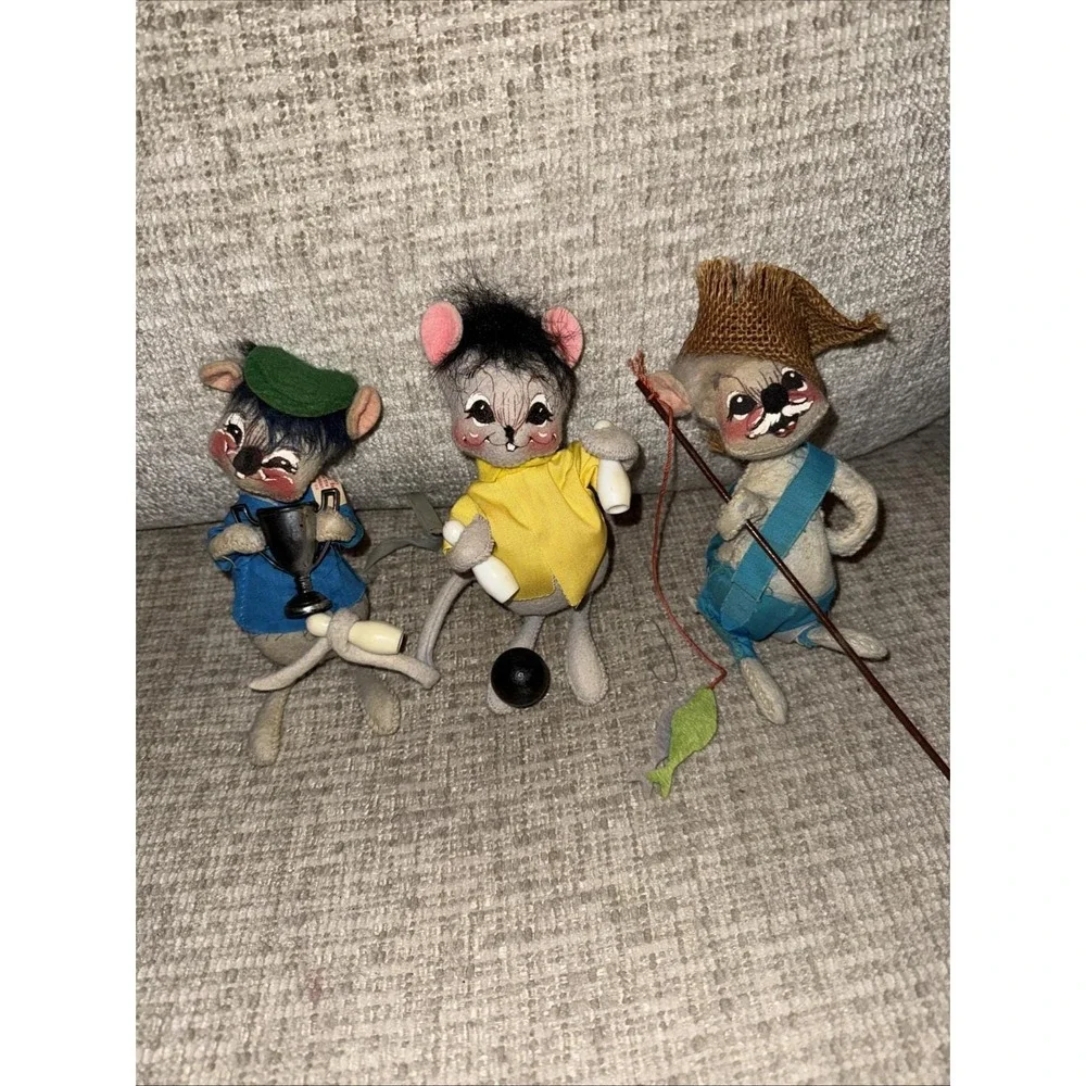 Lot Of 3 Vintage Annalee Mobilitee collectible mouse dolls 1971 Bowling, Fishing